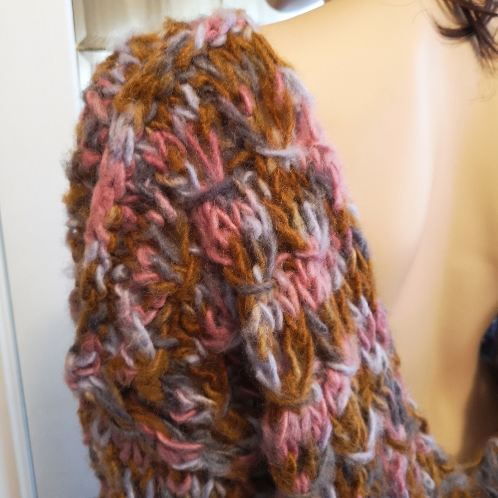 Wool sweater - Picture 6 of 11